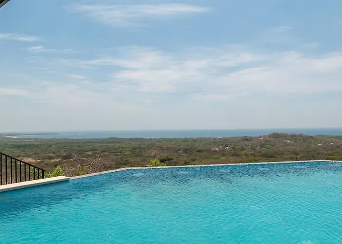 Luxurious Mountaintop Retreat With Ocean Views * Matapalo (Santa Cruz)