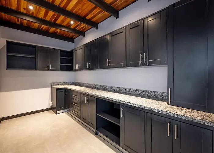 Сasa de vacaciones Luxurious Mountaintop Retreat With Ocean Views Matapalo (Santa Cruz)