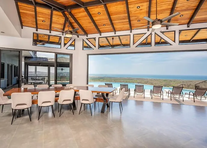 Luxurious Mountaintop Retreat With Ocean Views * Matapalo (Santa Cruz)